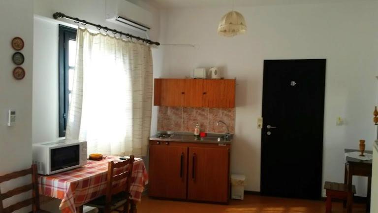 Kostas Studios Apartments - Ενοικιαζόμενα Δωμάτια Με Κουζινάκι Myrina Exteriér fotografie